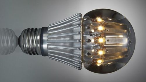 switch-lightings-100-watt-equivalent-led-bulb_2_oksne_69